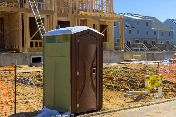 Best Portable restroom trailer rental  in Normandy, MO